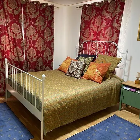 Casa De Sub Magura Guest house