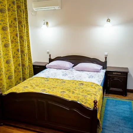 Casa De Sub Magura Guest house