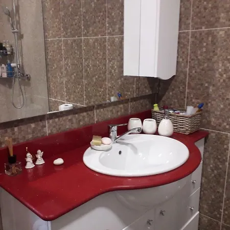 Casa De Sub Magura *
