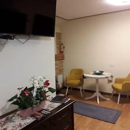 Guest house Casa De Sub Magura Simeria